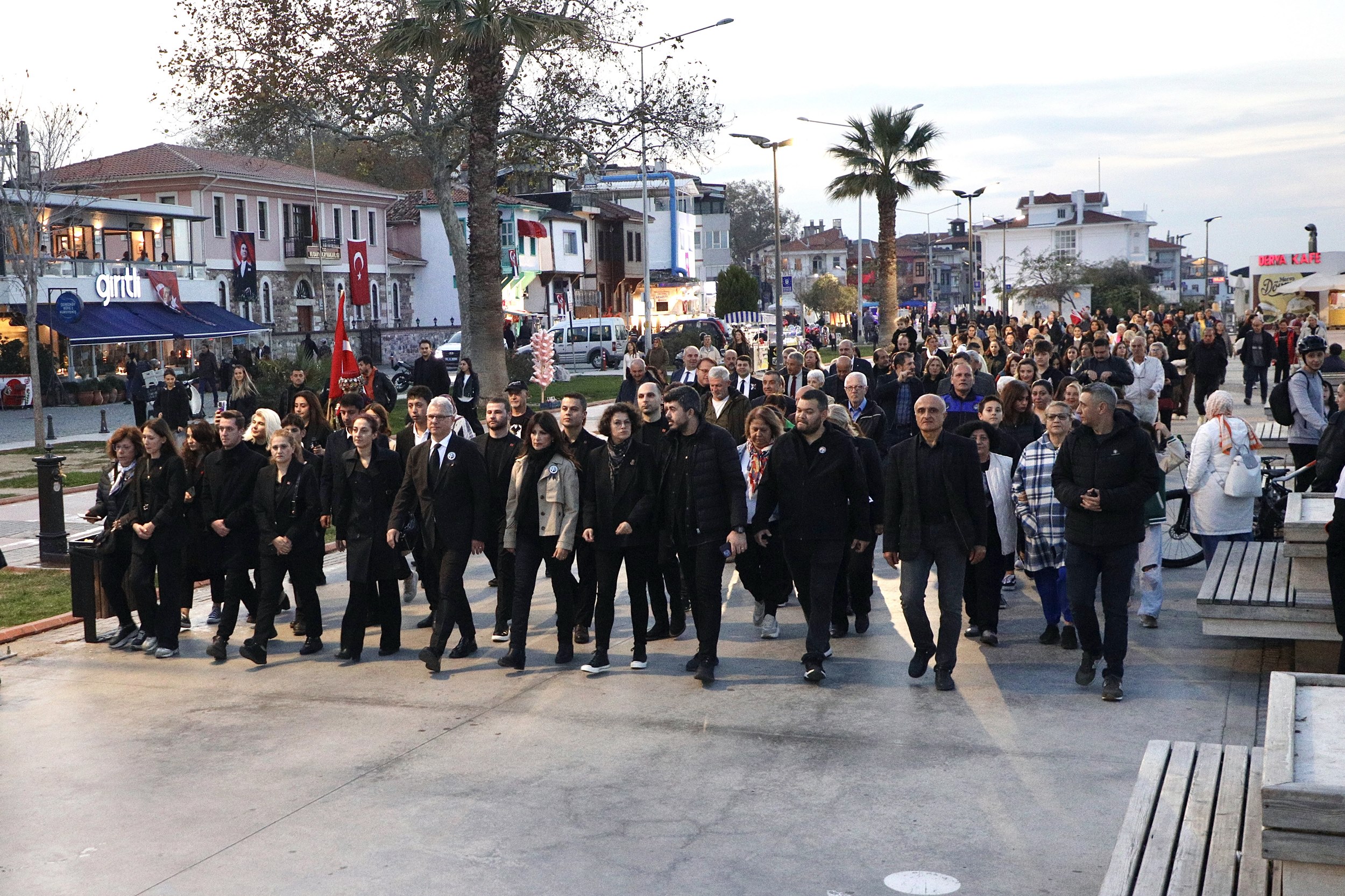 ATATÜRK’ÜN FİKİRLERİ MUDANYA’DA YAŞAMAYA DEVAM EDİYOR