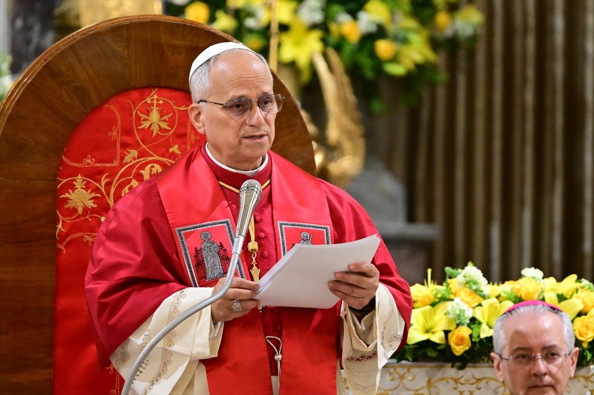 Papa 14. Leo, İstanbul’da Kutsal Ruh Katolik Kilisesi’nde (FOTO GALERİ)