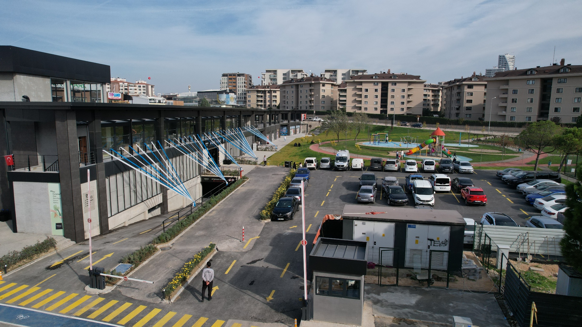 Nilüfer’in modern pazar alanı Balat’ta hizmete açıldı – VİDEO