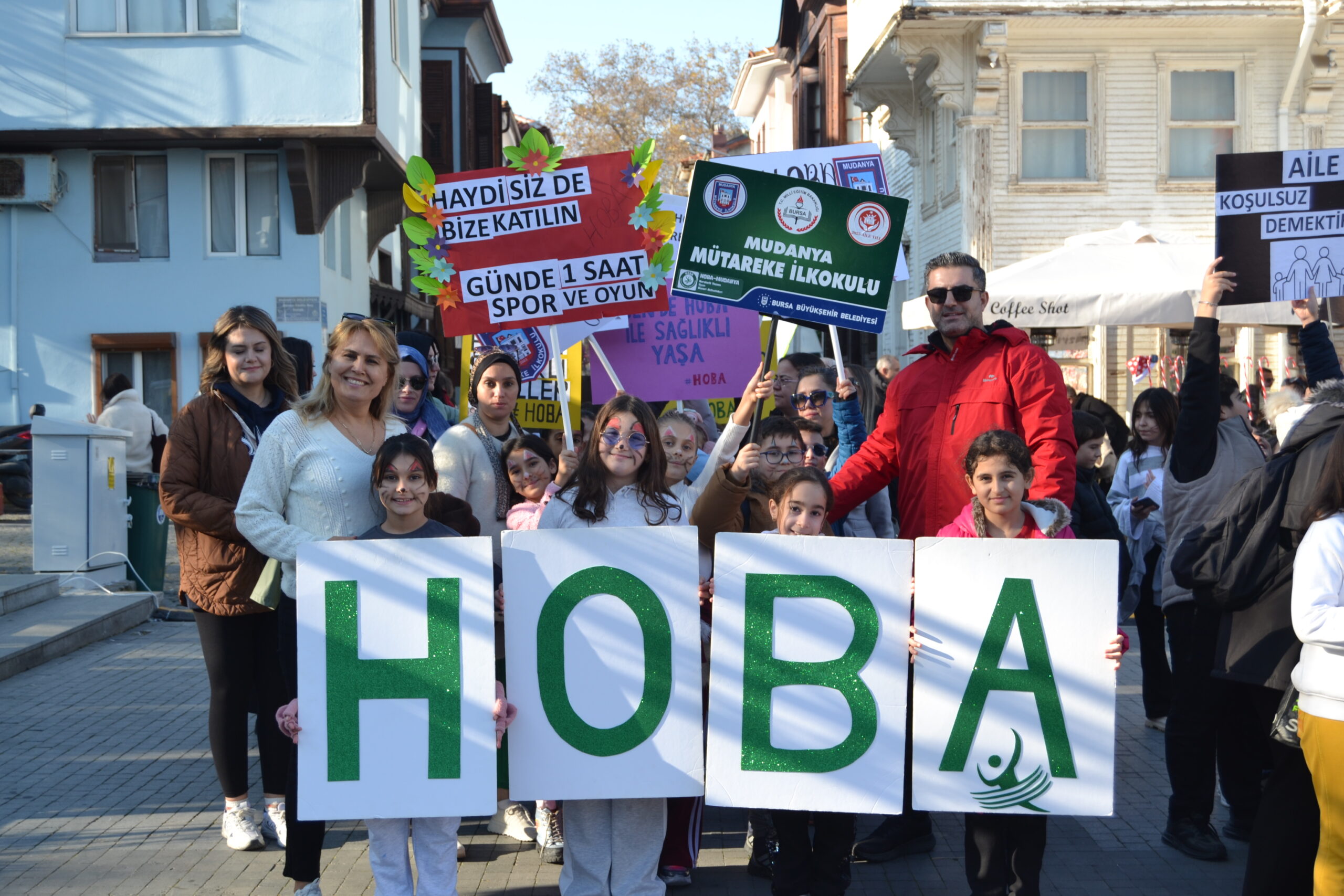 Mütareke İlkokulu’ndan  H.O.B.A. Projesi kapsamında anlamlı yürüyüş etkinliği