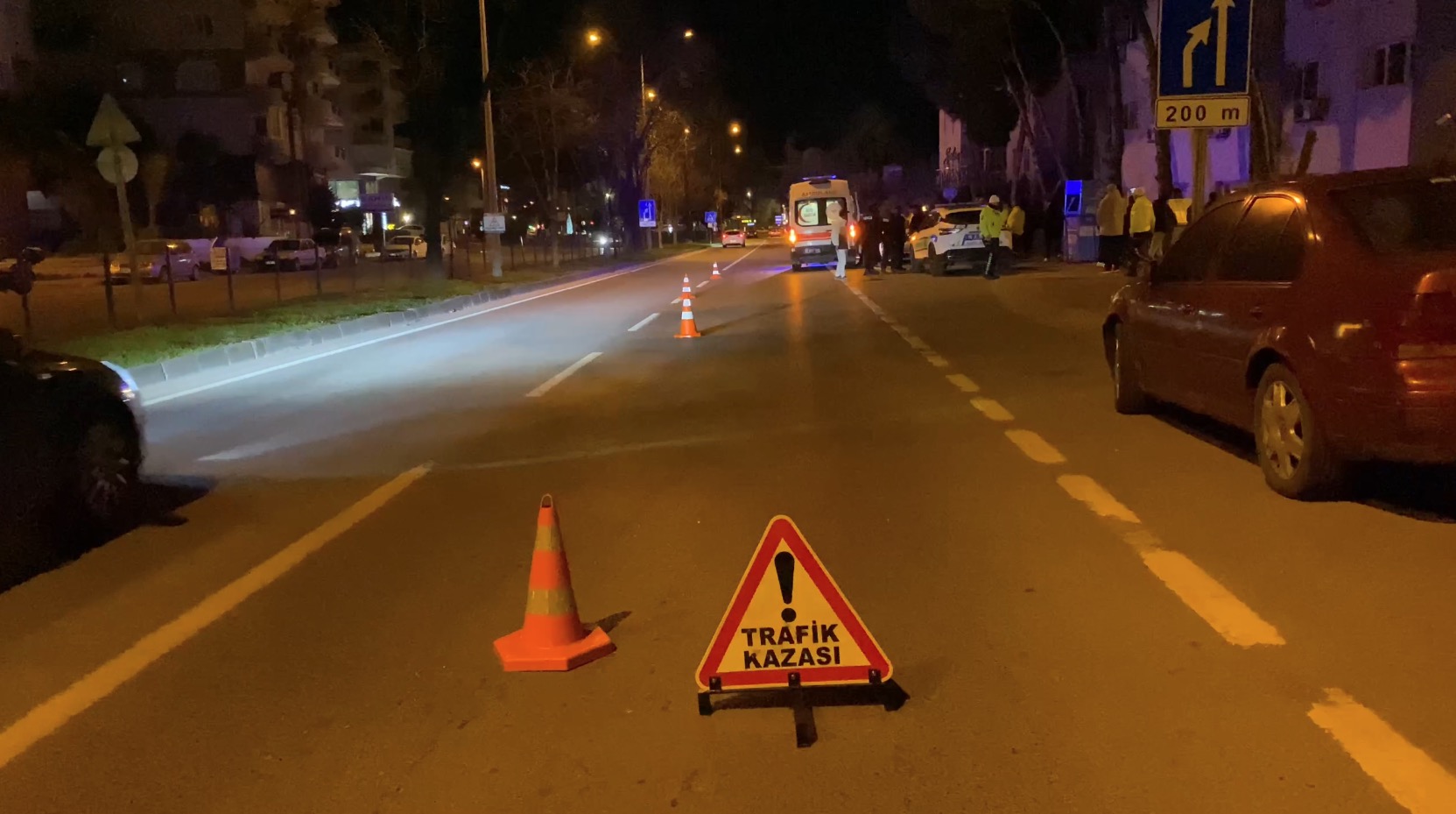 Mudanya’da kontrolden çıkan otomobil konuk evinin bahçesine düştü: 1 yaralı