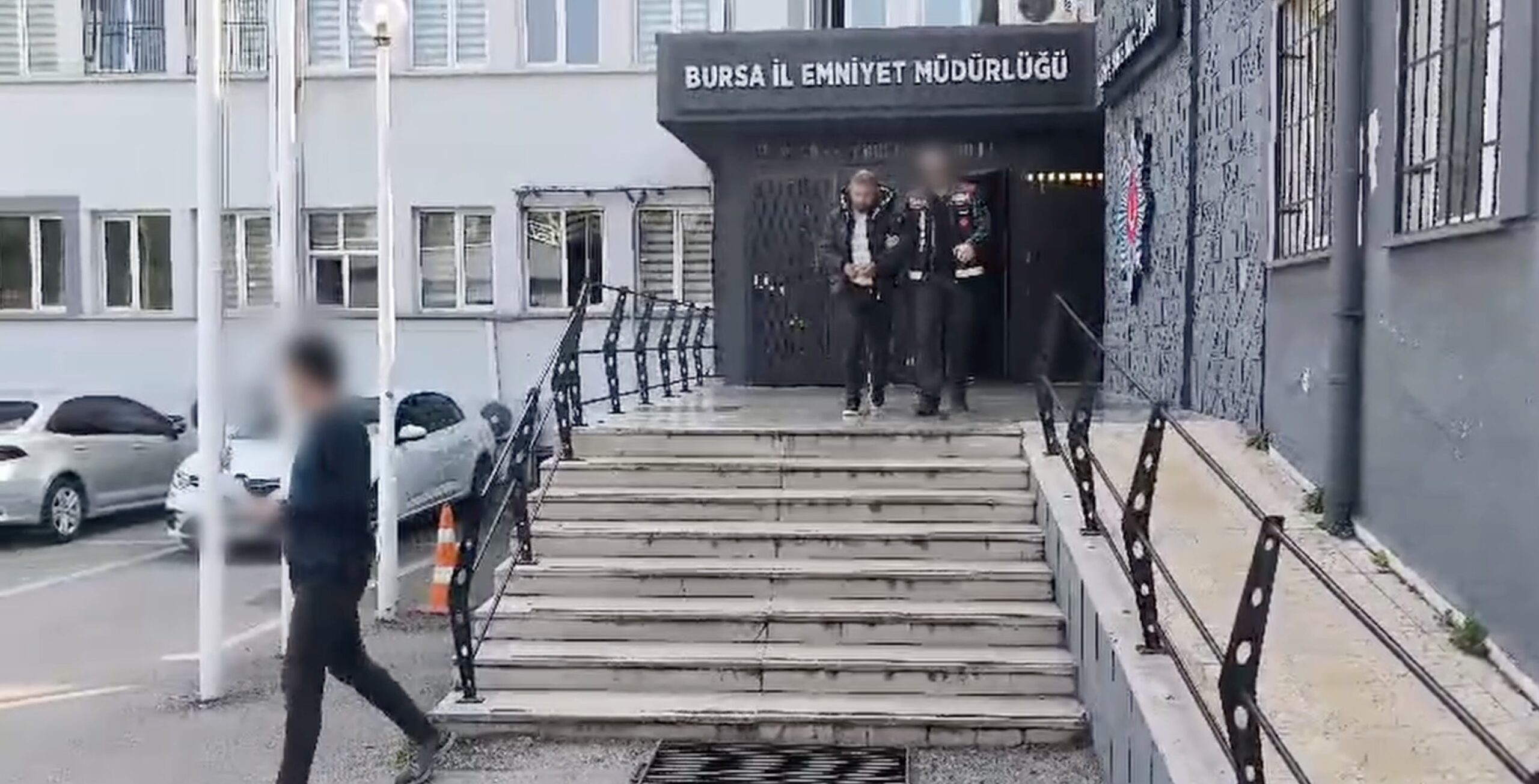 Sosyal medyada yardım bahanesiyle dolandırıcılık yapan şüpheli tutuklandı